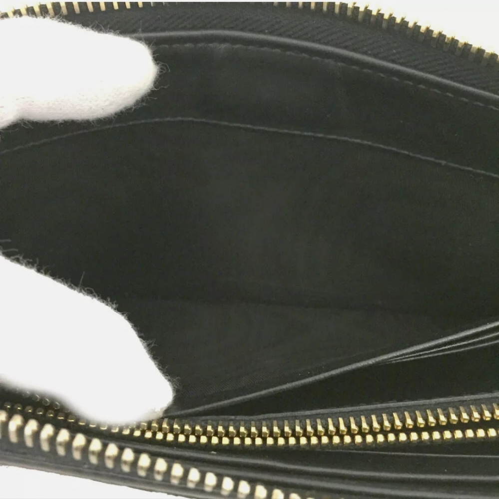 Prada Black Quilted Zip Wallet with Gold Logo - Picture 7 of 9